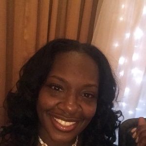 Meet your Posher, Regina